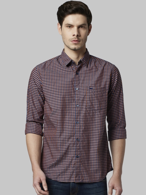 

Park Avenue Men Brown & Navy Blue Slim Fit Checked Casual Shirt