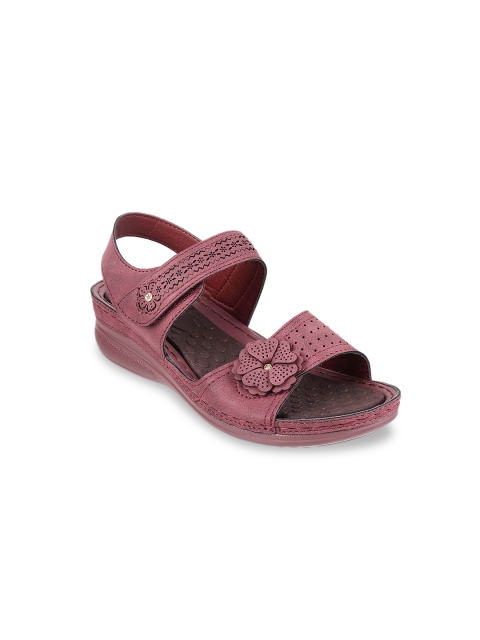 

Mochi Women Burgundy Solid Heels