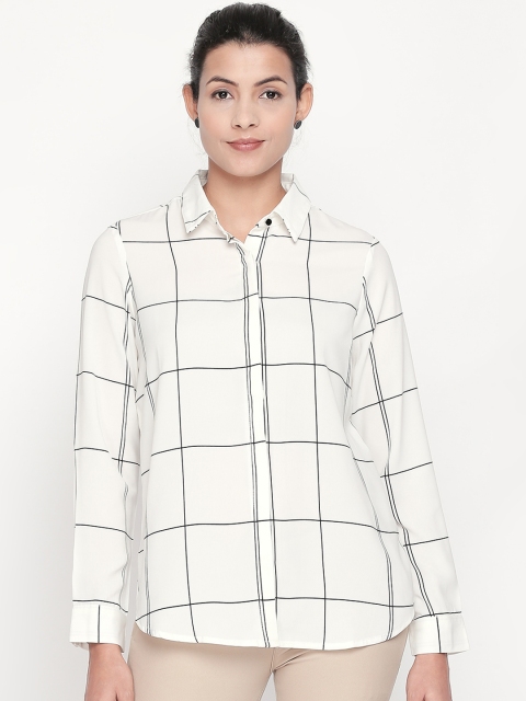 

Annabelle by Pantaloons Women White Regular Fit Checked Casual Shirt
