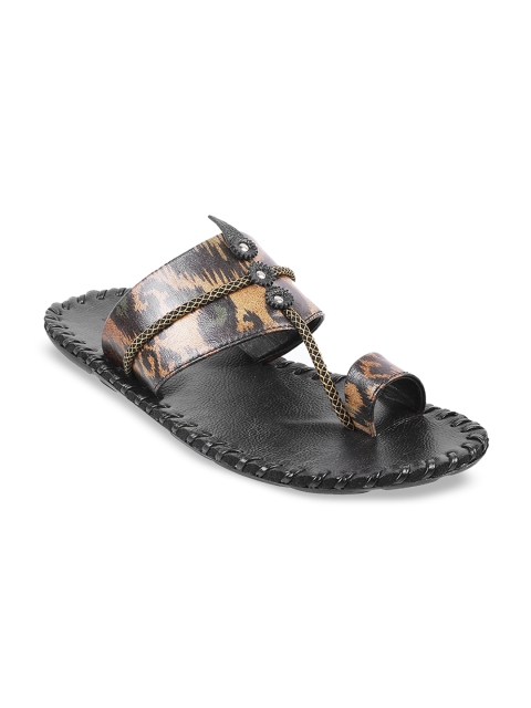 

Mochi Men Black & Beige Printed Comfort Sandals