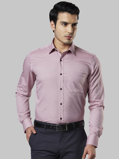 

Raymond Men Pink Regular Fit Checked Formal Shirt