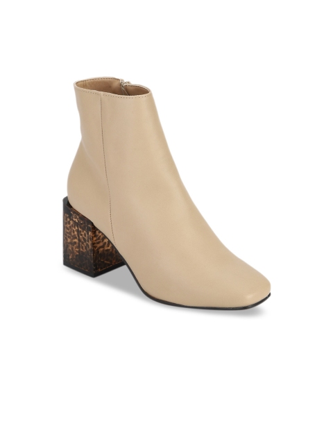 

Truffle Collection Women Nude-Coloured Solid Heeled Boots
