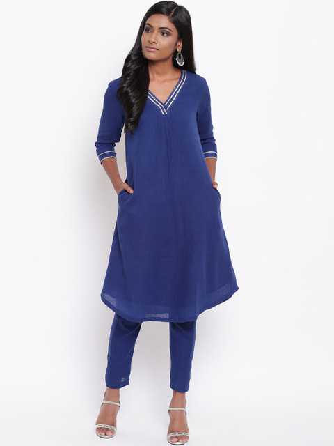 

trueBrowns Women Blue Solid Kurta with Pyjamas