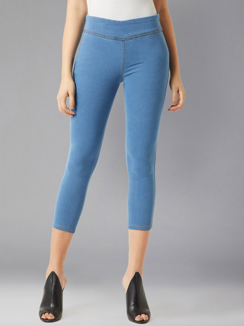 

DOLCE CRUDO Women Blue Solid Skinny-Fit Capri Jeggings