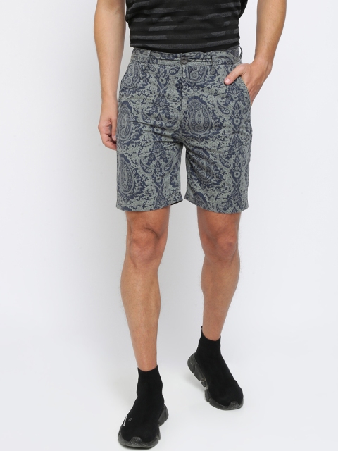 

Breakbounce Men Grey & Navy Blue Printed Slim Fit Regular Shorts