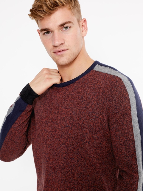 

Marks & Spencer Men Red Solid Sweater