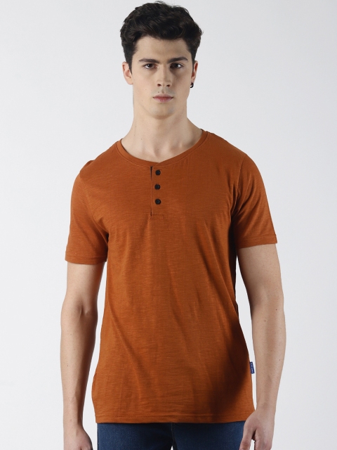

Blue Saint Men Brown Solid Henley Neck T-shirt