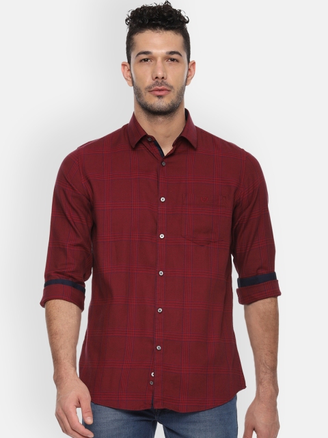 

Van Heusen Sport Men Maroon & Black Slim Fit Checked Casual Shirt