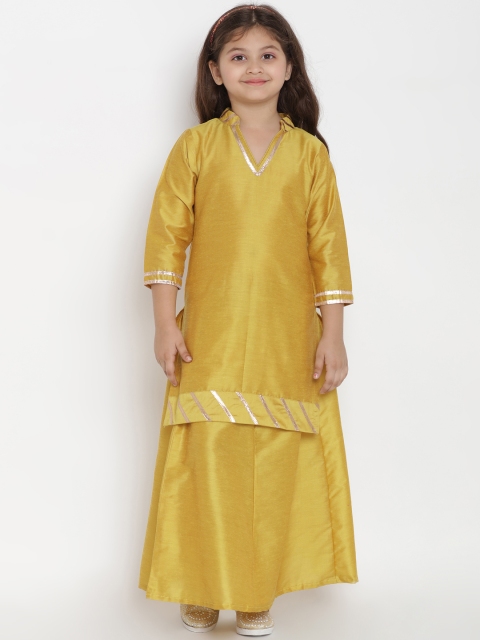 

Bitiya by Bhama Girls Mustard Yellow Solid Silk Kurta with Skirt