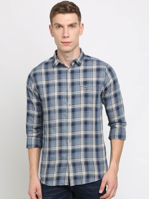 

Crocodile Men Blue & Off-White Slim Fit Twill Weave Checked Casual Shirt