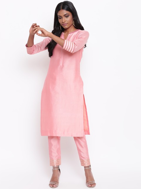 

trueBrowns Women Pink Solid Kurta with Trousers