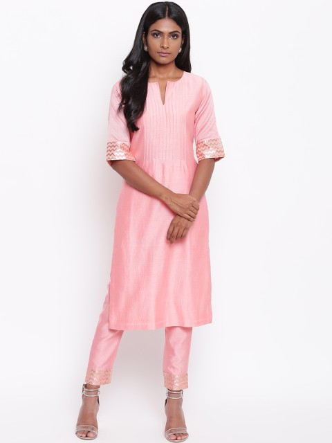 

trueBrowns Women Pink Solid Kurta with Trousers