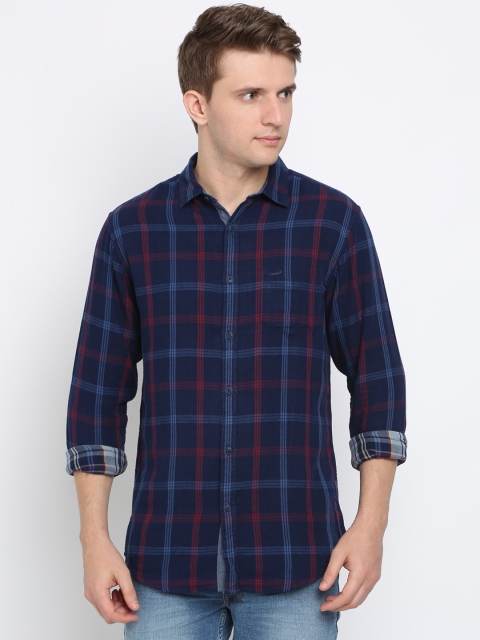 

Crocodile Men Navy Blue & Red Slim Fit Checked Casual Shirt