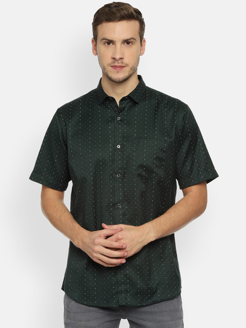 

Allen Solly Men Green Slim Fit Printed Casual Shirt
