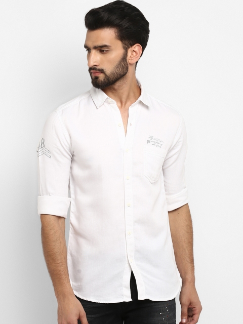 

Mufti Men White Slim Fit Solid Casual Shirt