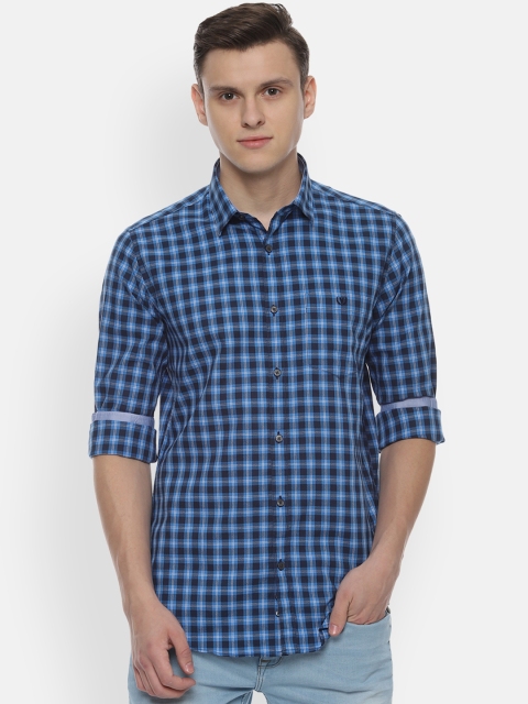

Van Heusen Sport Men Blue & White Slim Fit Checked Casual Shirt