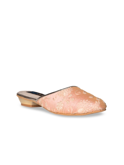 

Kraft Cellar Women Peach-Coloured & Gold-Toned Woven Design Mules