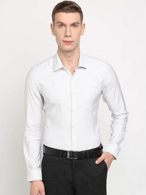 

Crocodile Men White Slim Fit Solid Formal Shirt
