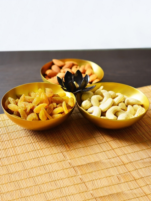 

Archies Gold-toned Serving Bowls