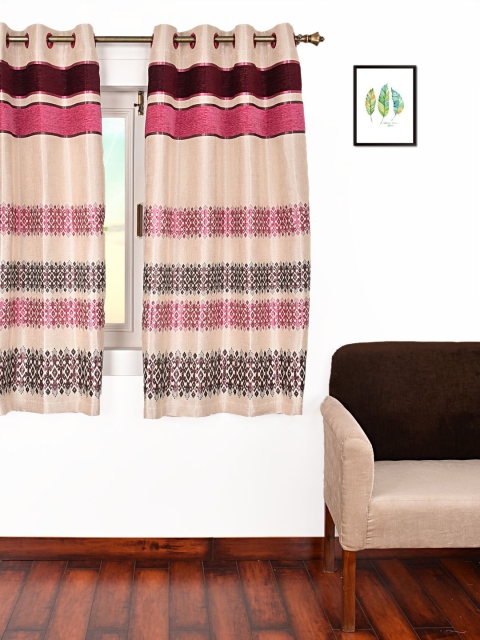 

Ariana Beige & Burgundy Single Room Darkening Window Curtain