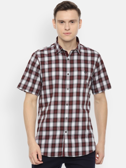 

Van Heusen Sport Men Brown Slim Fit Checked Casual Shirt