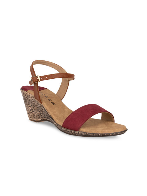 

SOLES Women Maroon Solid Heels