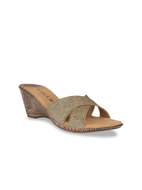 

SOLES Women Champagne Textured Heels