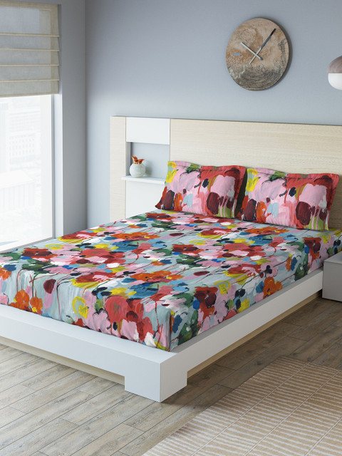 

DDecor Red Abstract 140 TC Cotton 1 King Bedsheet with 2 Pillow Covers