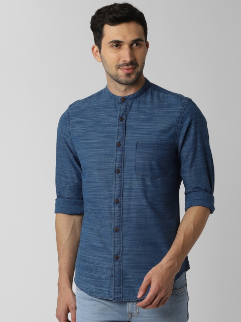 

Peter England Casuals Men Blue Slim Fit Solid Casual Shirt