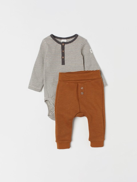 

H&M Infant Girls Grey & Brown Cotton Sustainable Bodysuit and Trousers