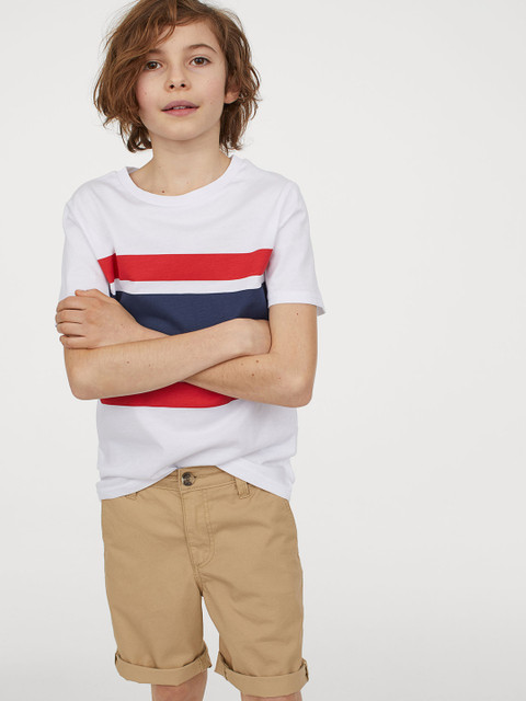 

H&M Boys Beige Solid Cotton Chino Shorts