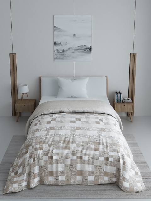 

SPACES Taupe & Brown Geometric AC Room 150 GSM Single Bed Comforter