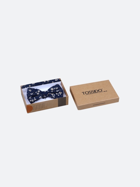 

Tossido Blue Printed Bow Tie & Pocket Square