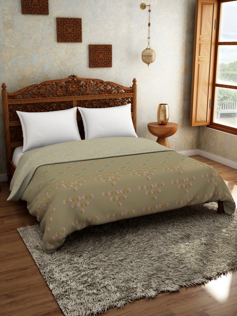 

SPACES Gold-Coloured Floral AC Room 150 GSM Double Bed Quilt