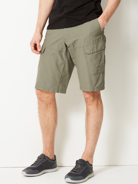 

Marks & Spencer Men Khaki Green Solid Regular Fit Cargo Shorts