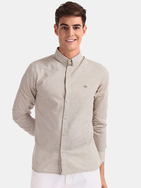 

Arrow Sport Men Beige Slim Fit Printed Casual Shirt