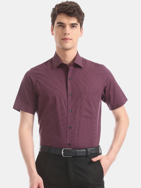 Arrow Men Red & Black Regular Fit Checked Formal Shirt