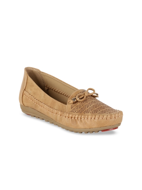 

Jurado Women Beige Textured Ballerinas