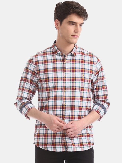 

Cherokee Men White Regular Fit Checked Casual Shirt