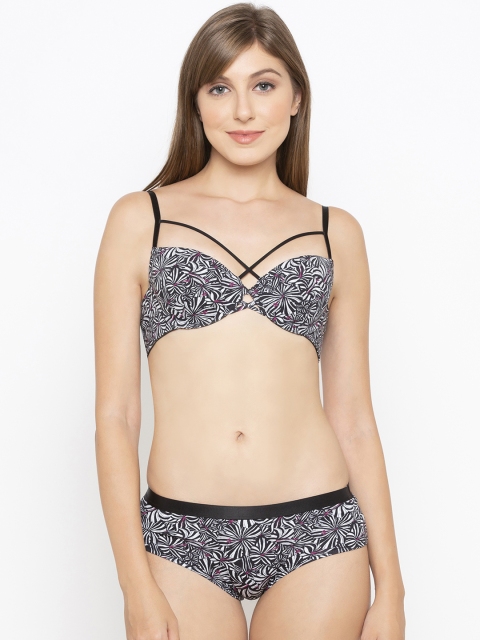 

Candyskin Women Black Printed Lingerie Set CSXMTV-B01-P01-38D