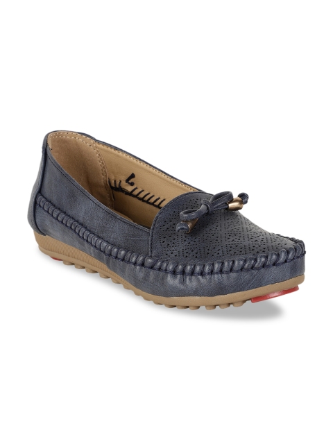 

Jurado Women Blue Tasseled Loafers