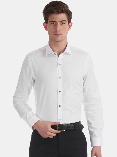 

Arrow Men White Slim Fit Solid Formal Shirt