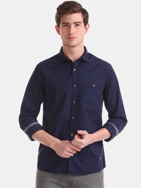 

Cherokee Men Navy Blue Regular Fit Solid Casual Shirt