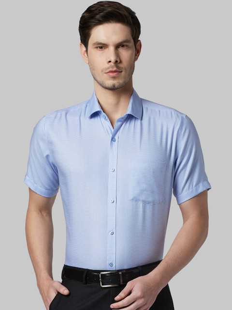 

Park Avenue Men Blue Regular Fit Solid Formal Shirt