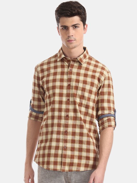 

Ruggers Men Beige & Brown Regular Fit Checked Casual Shirt