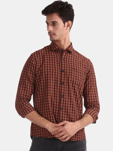 

Ruggers Men Orange Regular Fit Checked Casual Shirt