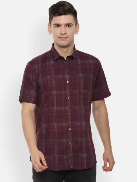 

Van Heusen Sport Men Maroon Slim Fit Checked Casual Shirt