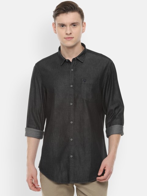 

Solly Jeans Co. Men Black Slim Fit Solid Casual Shirt