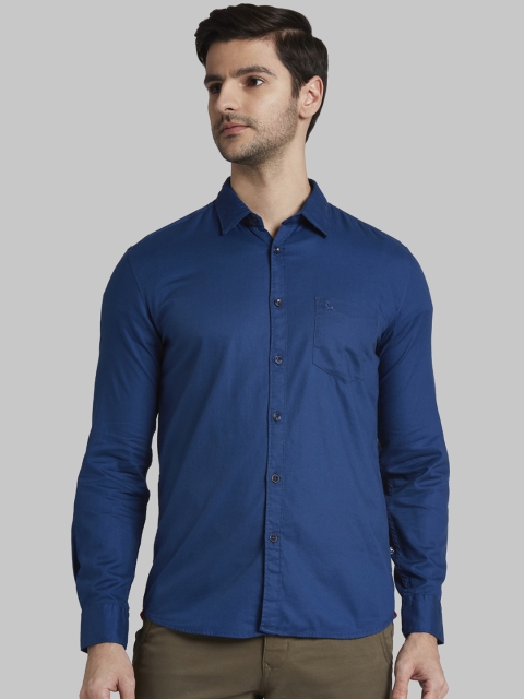

Parx Men Navy Blue Slim Fit Solid Casual Shirt