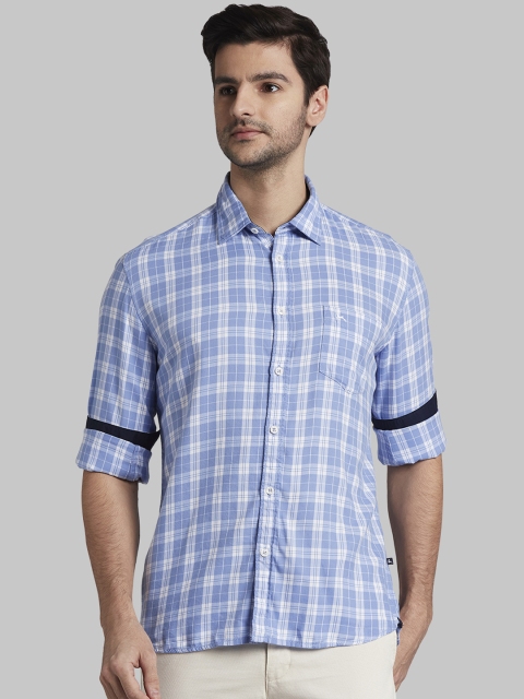 

Parx Men Blue & White Slim Fit Checked Casual Shirt